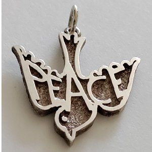 Vintage F&G 1978 Birmingham London Sterling Silver Peace Dove Pendant